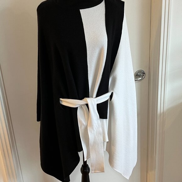 Misook Colorblock Belted Cape! - Picture 3 of 8